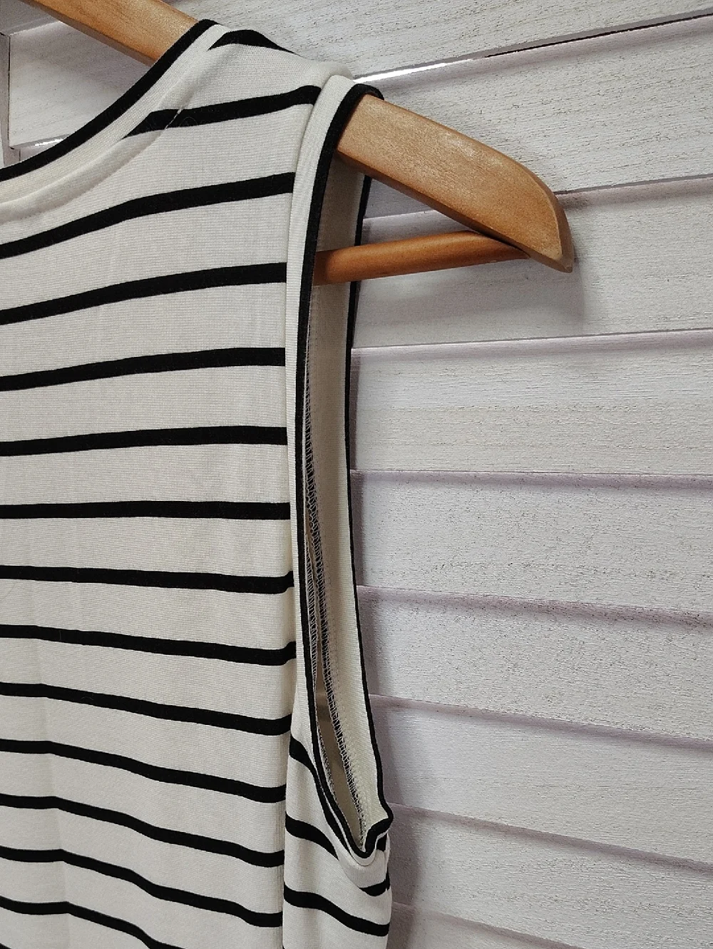 Banana Republic Black & White Striped Sleeveless Maxi Dress - Picture 6 of 8